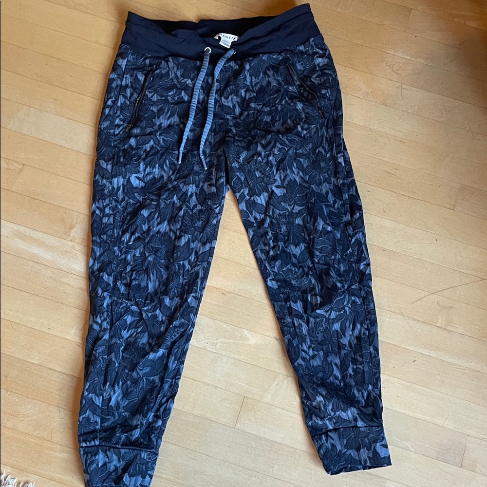 Athleta Midnight Leaf Pattern Joggers